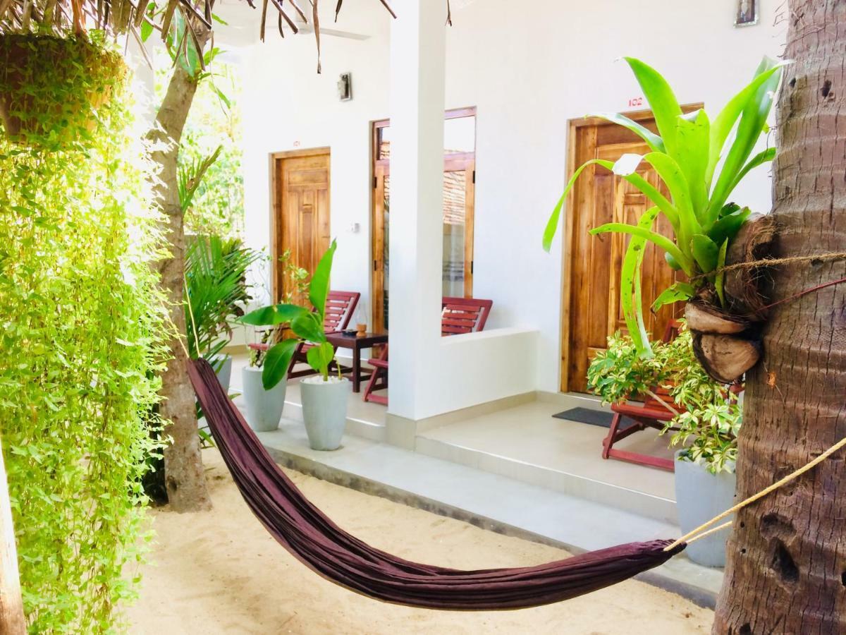 Tropicana Home Stay อารูกัมเบย์ ภายนอก รูปภาพ